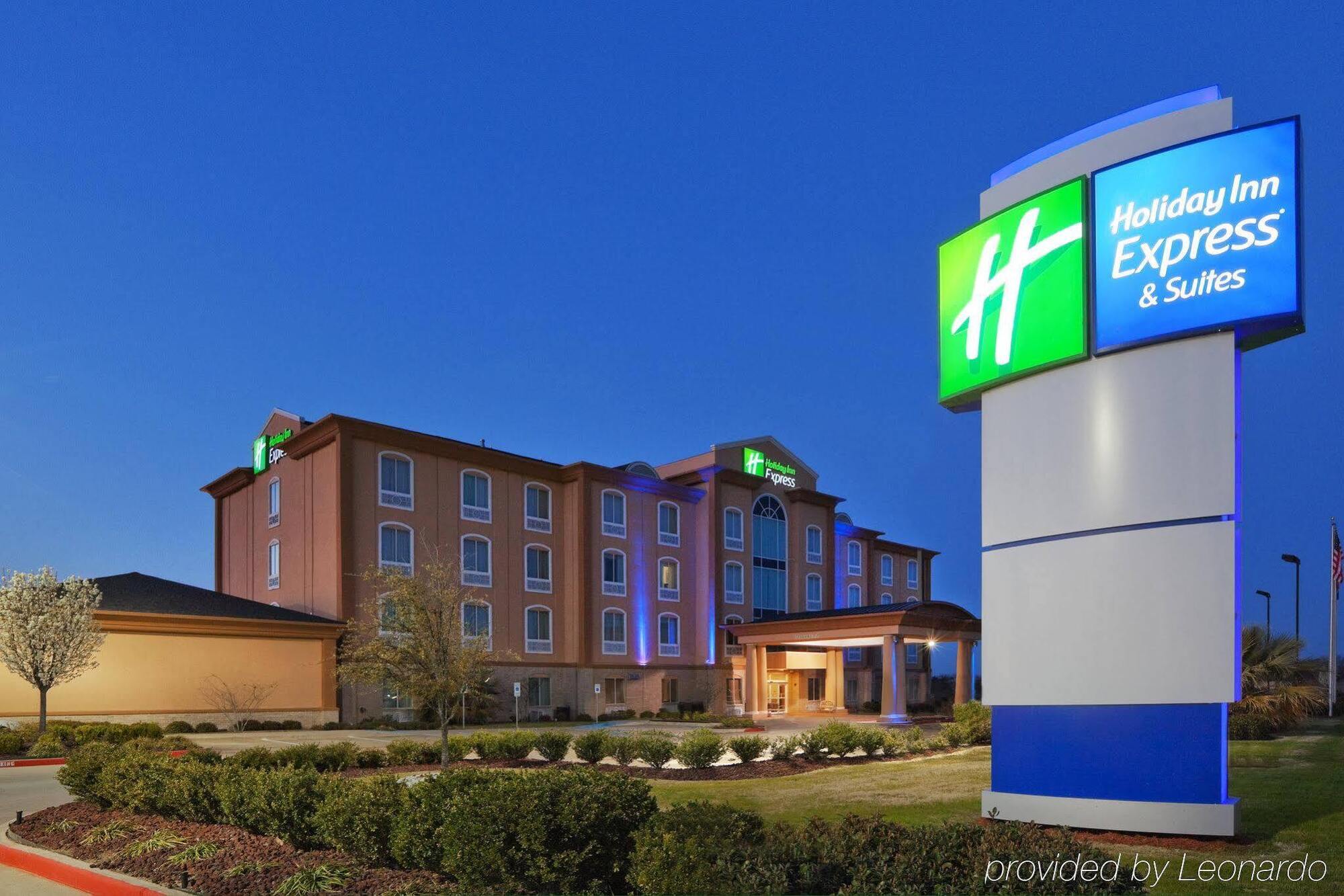Holiday Inn Express Hotel And Suites Corsicana I-45 By Ihg Εξωτερικό φωτογραφία
